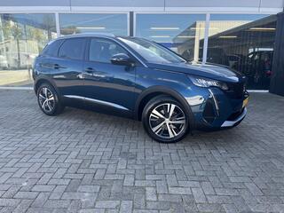 PEUGEOT 3008 1.2 PureTech Blue Lease Premium Nieuw model LED / Automaat /  Carplay / Camera / Trekhaak