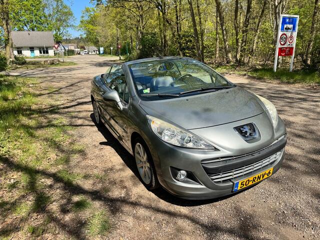 Peugeot 207 CC 1.6 VTi Roland Garros