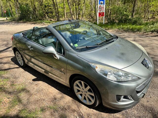 Peugeot 207 CC 1.6 VTi Roland Garros