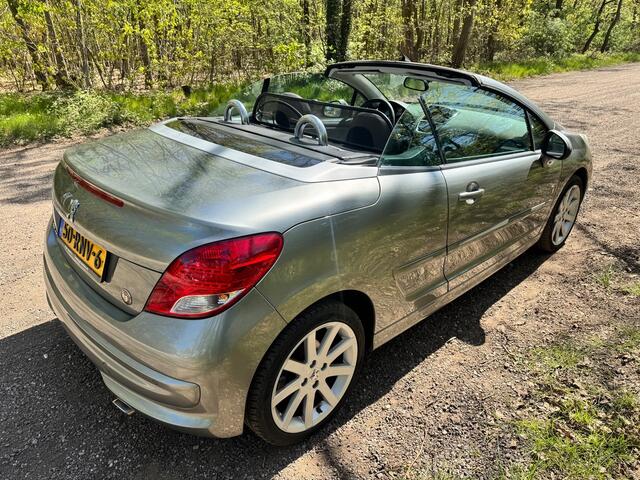Peugeot 207 CC 1.6 VTi Roland Garros