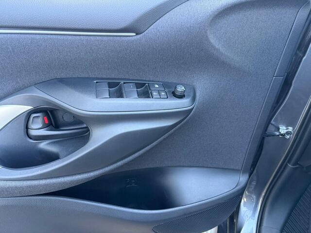 Mazda 2 Hybrid 1.5 Centre-line AUTOMAAT | A.CAMERA | APPLE CARPLAY/ANDROID AUTO | LM VELGEN | ZEER ZUINIG 1:24 | FULL HYBRID | STOELVERWARMING |