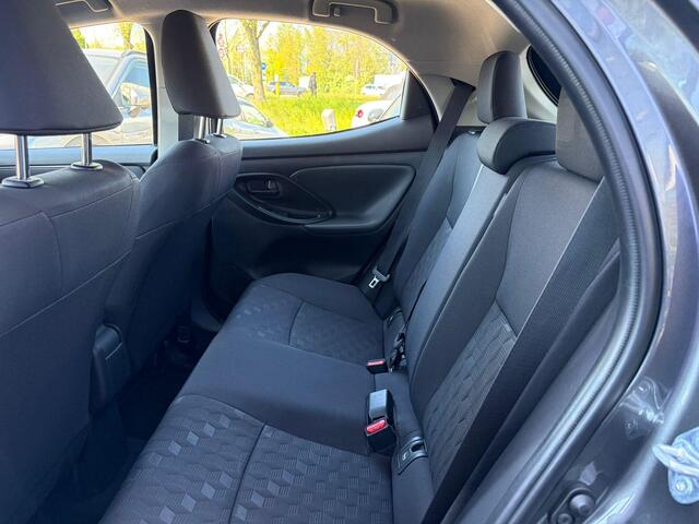 Mazda 2 Hybrid 1.5 Centre-line AUTOMAAT | A.CAMERA | APPLE CARPLAY/ANDROID AUTO | LM VELGEN | ZEER ZUINIG 1:24 | FULL HYBRID | STOELVERWARMING |