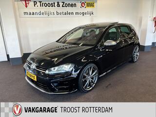 Volkswagen Golf VII