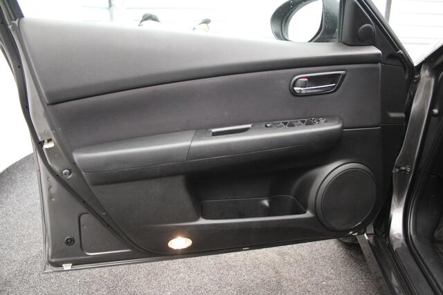 Mazda 6 1.8 Business nette hatchback