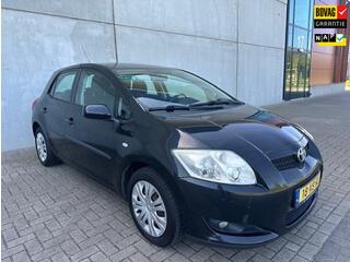 Toyota Auris (2006 - 2012)
