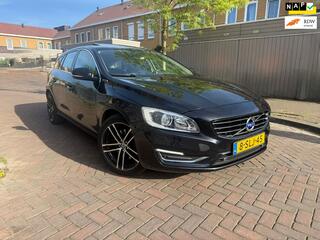 VOLVO V60 2.4 D6 AWD Plug-In Hybrid Summum