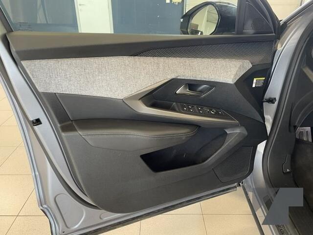 Peugeot 3008 Hybrid 136 GT