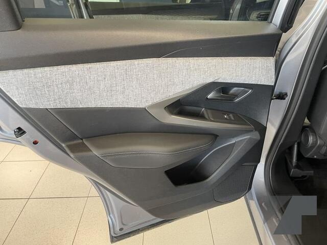 Peugeot 3008 Hybrid 136 GT
