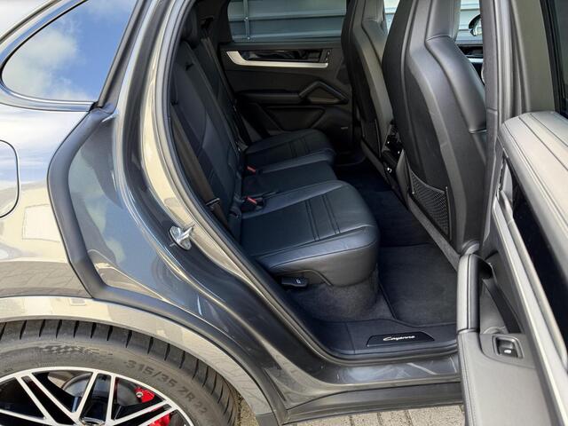 Porsche Cayenne Coup� 3.0 S E-Hybrid 520 Pk Achterasbesturing/22 inch/stoelkoeling/Pano