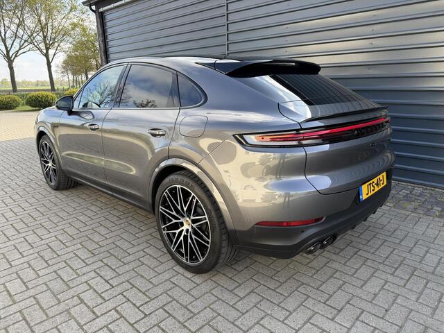Porsche Cayenne Coup� 3.0 S E-Hybrid 520 Pk Achterasbesturing/22 inch/stoelkoeling/Pano