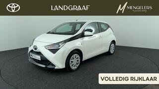 TOYOTA AYGO 1.0 VVT-i x-play