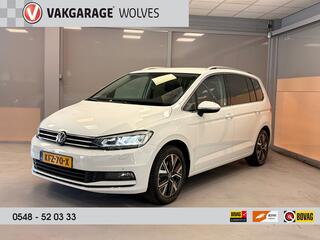 VOLKSWAGEN TOURAN 1.5 TSI Highline 7p | LED | ELEKT.- ACHTERKLEP | CAMERA |