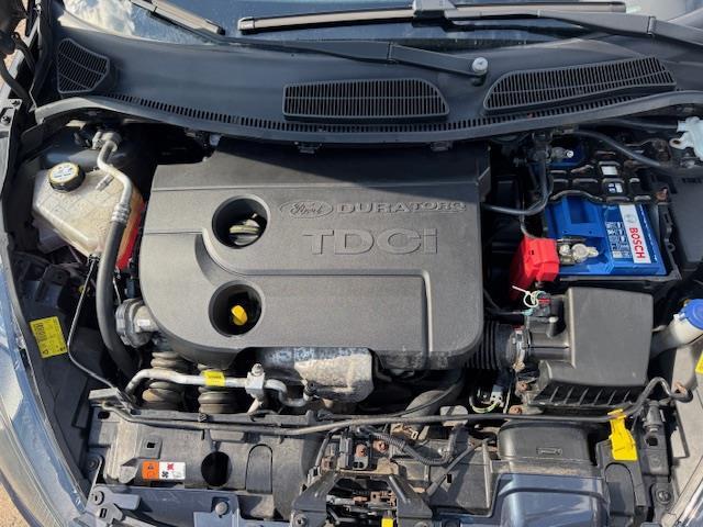 Ford Fiesta 1.6 TDCi ECOnetic Titanium, '12, airco, trekhaak, jaar apk 