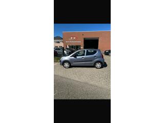 Nissan Pixo