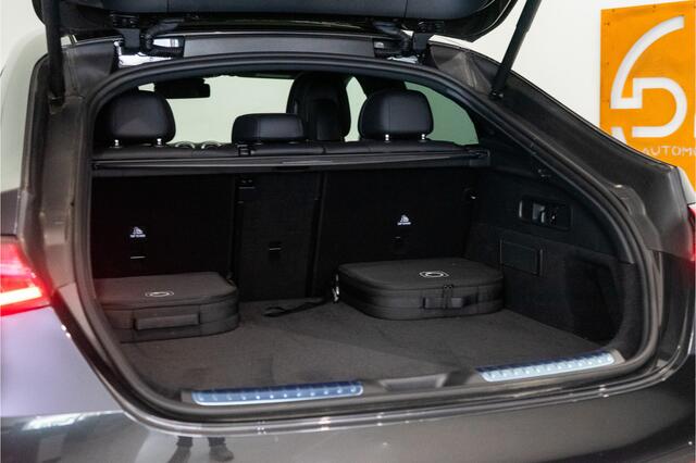 Mercedes-Benz GLC Coup� 300e 4MATIC AMG 320PK | Pano | Burmester | Memory | Keyless | VOL 12 MND Garantie
