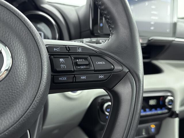Toyota Yaris 1.5 Hybrid Executive Panoramadak | Stoelverwarming | Dodehoek Detectie 