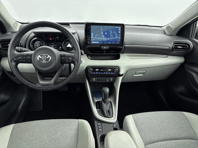 Toyota Yaris 1.5 Hybrid Executive Panoramadak | Stoelverwarming | Dodehoek Detectie 