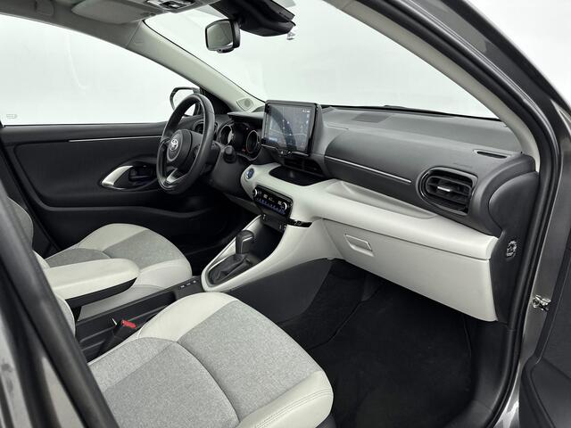 Toyota Yaris 1.5 Hybrid Executive Panoramadak | Stoelverwarming | Dodehoek Detectie 