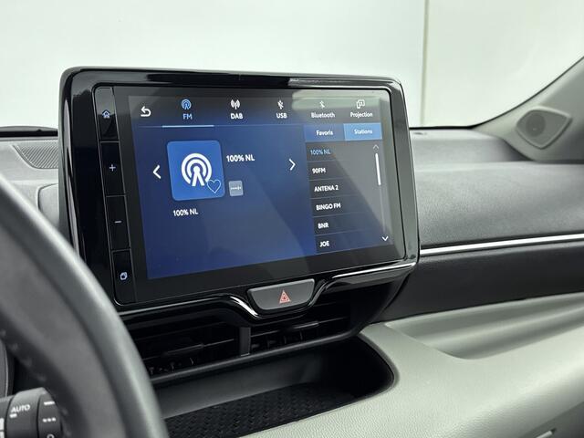 Toyota Yaris 1.5 Hybrid Executive Panoramadak | Stoelverwarming | Dodehoek Detectie 