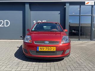 FORD FIESTA 1.4-16V Futura XL