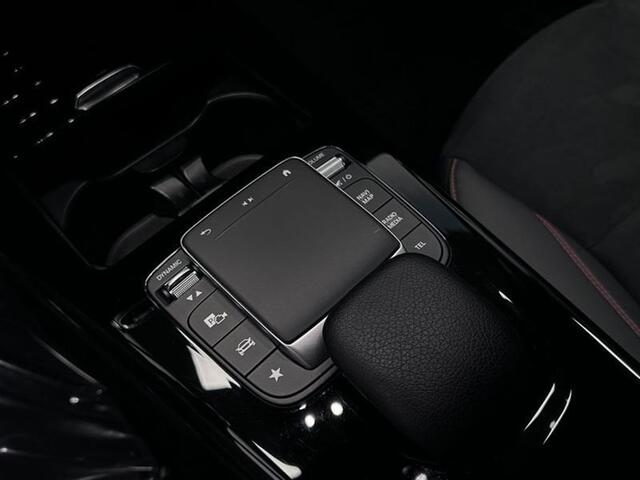 Mercedes-Benz CLA-Klasse AUTAMGNAVICAMERASHOOTING BRAKE