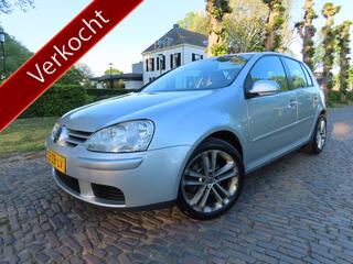 Volkswagen Golf VI
