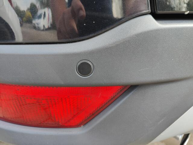 Ford Kuga 1.5 Titanium Airco Cruise Verw. stoelen Pdc Tr.haak - RIJKLAAR -