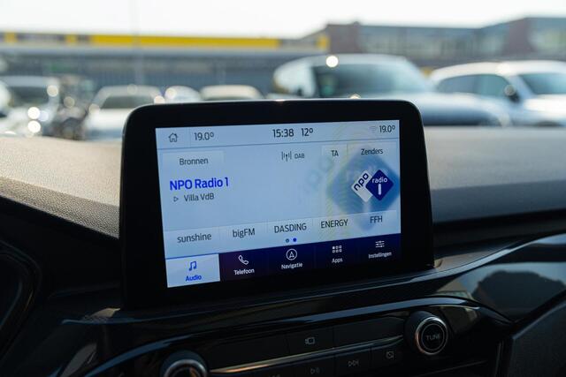 Ford Kuga 2.5 PHEV ST-Line X PANO TREKHAAK ADAPTIVE CRUISE HEAD UP CAMERA STUURVERWARMING B&O