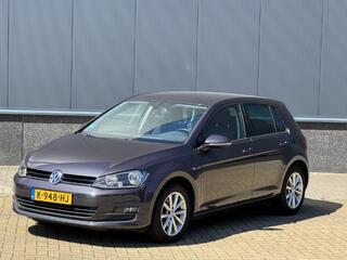 Volkswagen Golf VII