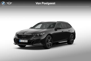 BMW 5-SERIE Touring 530e M Sport Edition | M Sportpakket Pro | Innovation Pack | Travel Pack | Comfort Pack | Trekhaak