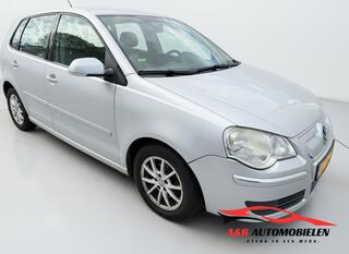 Volkswagen Polo (2009 - 2017)