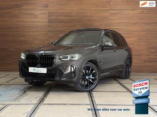 BMW X3 XDrive30e | M-Sport Pro | VOL! | Shadow-Line | SOPHISTOGRAU | M-Schaalstoelen | PANO | HuD I Sensatec|BMW Live Dash