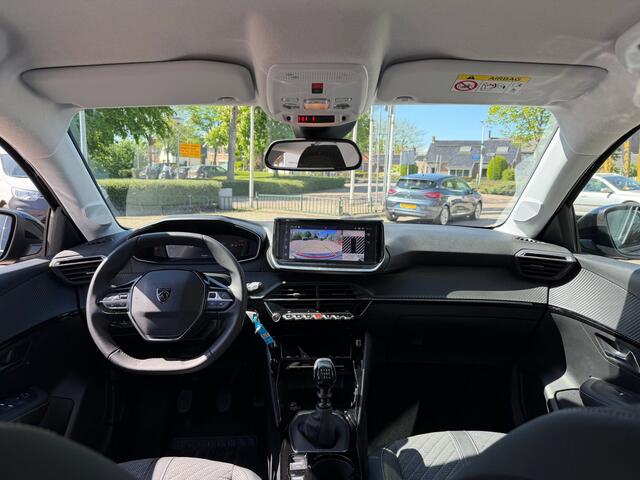Peugeot 208 Peugeot 208 1.2 PureTech 100 Allure Navi / Car Play / Camera V&A / Dodehoek / P-sensoren