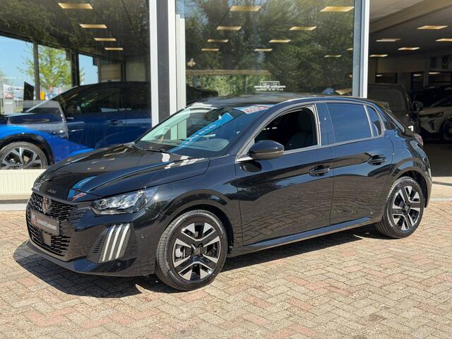 Peugeot 208 Peugeot 208 1.2 PureTech 100 Allure Navi / Car Play / Camera V&A / Dodehoek / P-sensoren