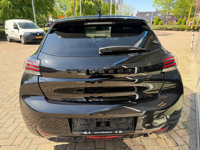 Peugeot 208 Peugeot 208 1.2 PureTech 100 Allure Navi / Car Play / Camera V&A / Dodehoek / P-sensoren