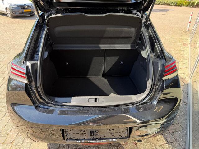 Peugeot 208 Peugeot 208 1.2 PureTech 100 Allure Navi / Car Play / Camera V&A / Dodehoek / P-sensoren