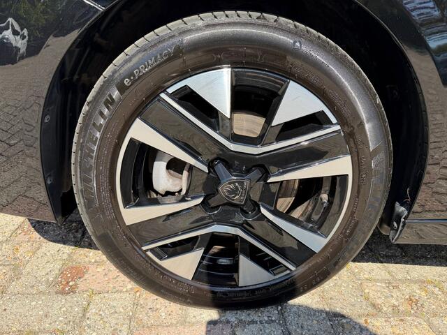 Peugeot 208 Peugeot 208 1.2 PureTech 100 Allure Navi / Car Play / Camera V&A / Dodehoek / P-sensoren