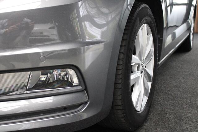 Volkswagen Touran 1.2 TSI Leer Navi Panorama Massage Camera Elektr. bedienbare trekhaak Climate PDC Stoelverwarming LM velgen