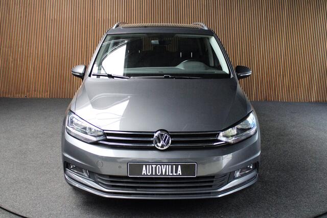 Volkswagen Touran 1.2 TSI Leer Navi Panorama Massage Camera Elektr. bedienbare trekhaak Climate PDC Stoelverwarming LM velgen
