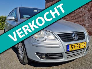 VOLKSWAGEN POLO 1.4-16V Comfortline