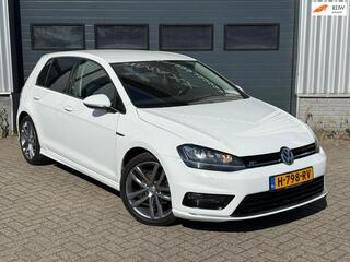 Volkswagen Golf VII