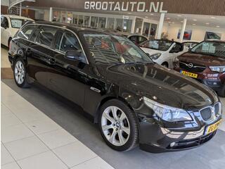 BMW 5-SERIE Touring 525i Automaat Airco, Cruise Control, Trekhaak, Stuurbekrachtiging