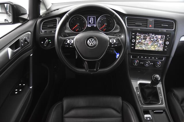 Volkswagen Golf Variant Highline LeerCameraCarplayNavi