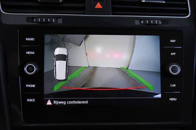 Volkswagen Golf Variant Highline LeerCameraCarplayNavi