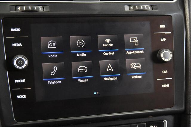 Volkswagen Golf Variant Highline LeerCameraCarplayNavi