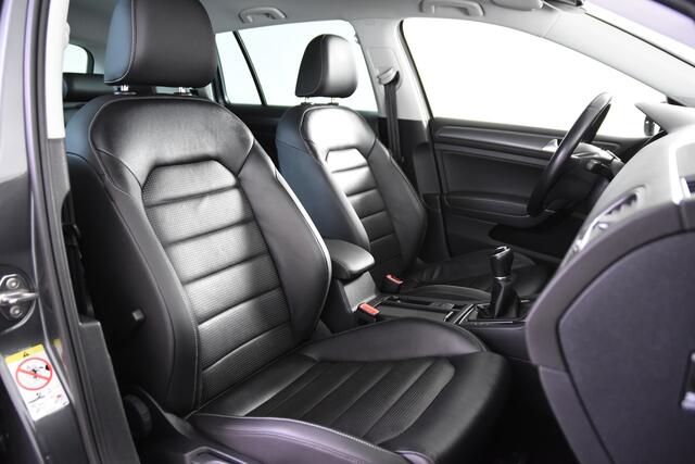Volkswagen Golf Variant Highline LeerCameraCarplayNavi