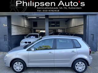 VOLKSWAGEN POLO 1.4-16V Optive Automaat