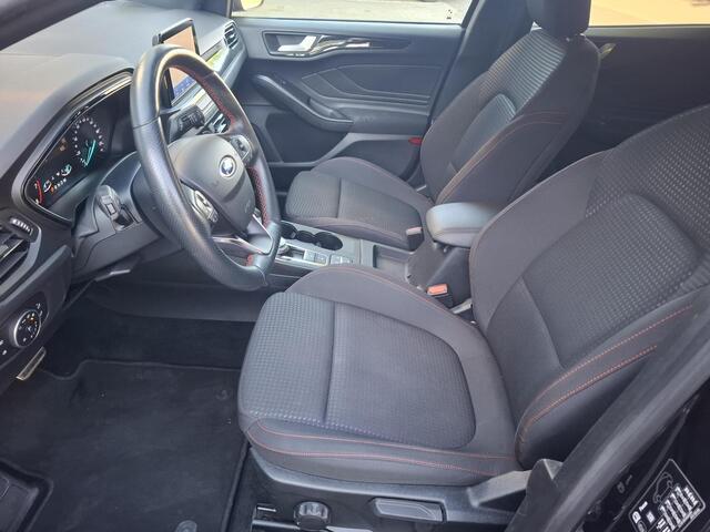 Ford Focus Wagon 1.5 EcoBoost Titanium ST-Line AUTOMAAT EN 1.5