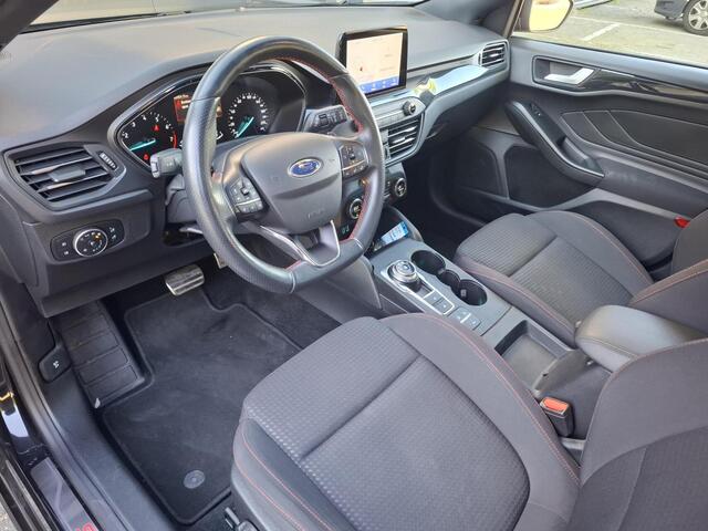 Ford Focus Wagon 1.5 EcoBoost Titanium ST-Line AUTOMAAT EN 1.5