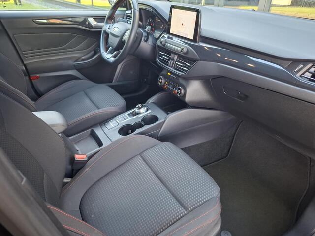Ford Focus Wagon 1.5 EcoBoost Titanium ST-Line AUTOMAAT EN 1.5